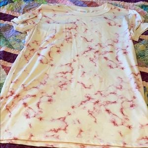 Pink and white small Lularoe liv t